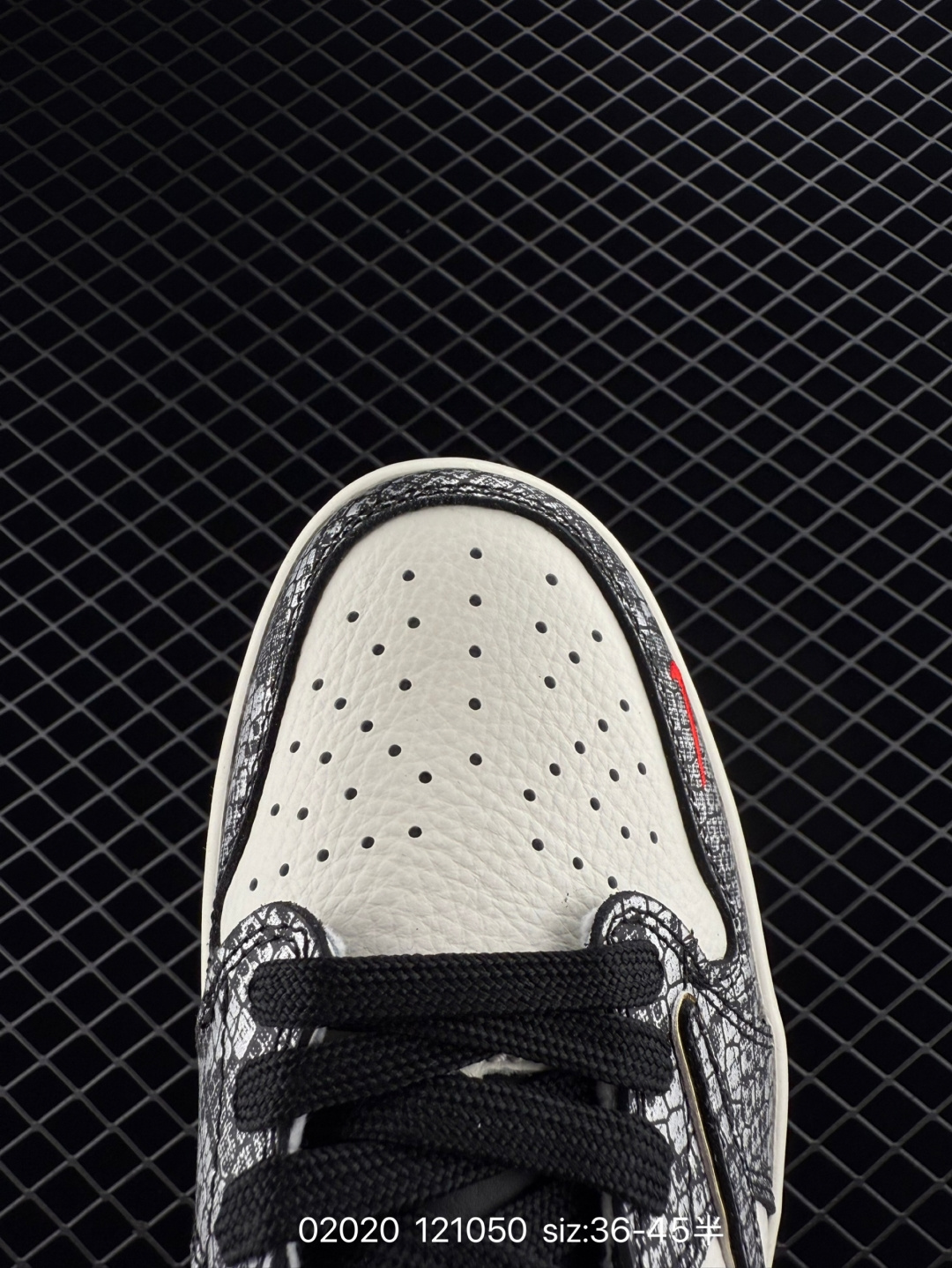 Travis Scott x Nike Air Jordan 1 Low x DIOR